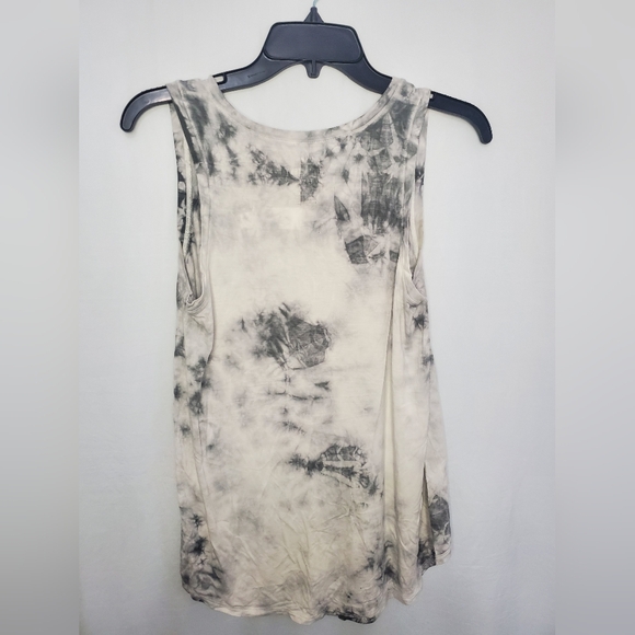 Pre-Loved Grey Tie Dye American Eagle Outfitters Tank Shirt Soft and Sexy Size M - Picture 8 of 8